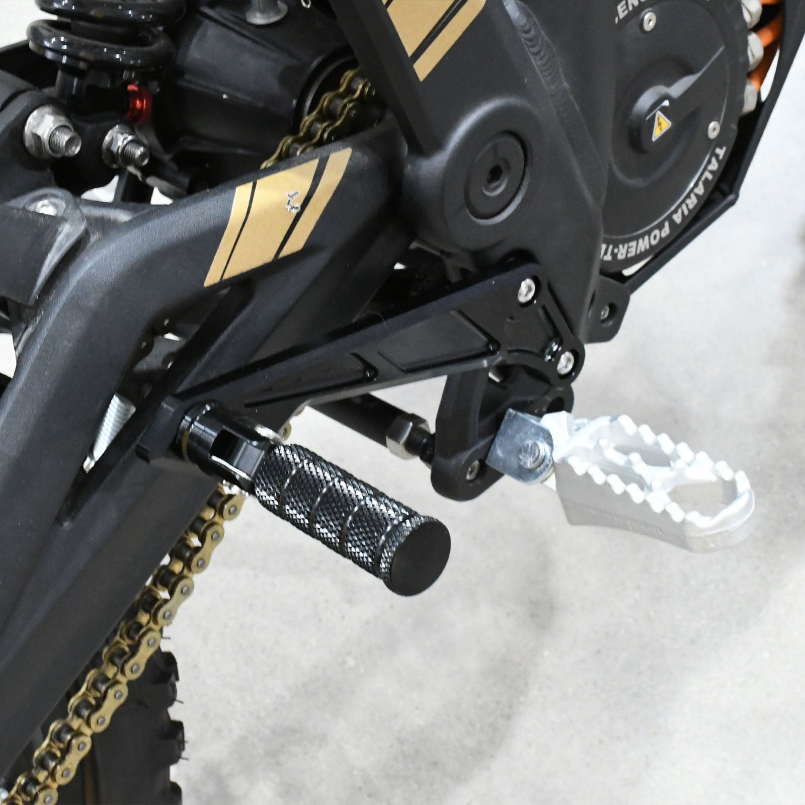 For Talaria Sting Electric Dirt Bike Motorcycle Rear Foot Peg Passenger Rests Pedal Peg Bracket for TALARIA Motorcycles Parts