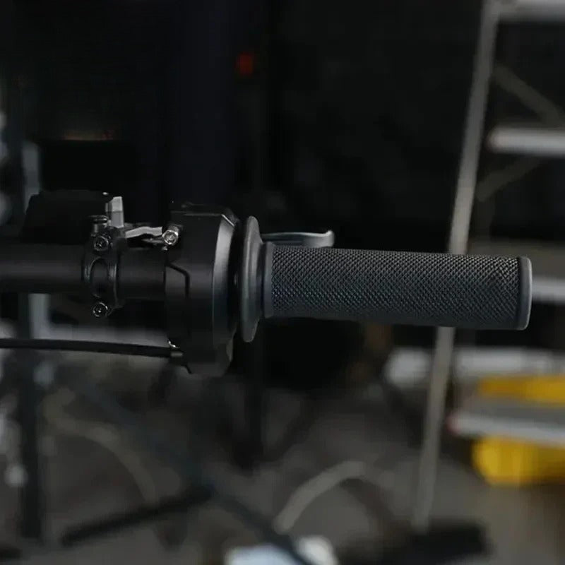 Suitable for Light Bee & Light Bee X Segway X160 X260 Off-Road  2 Pieces of Rubber Throttle Grip Cover Not Include The Core