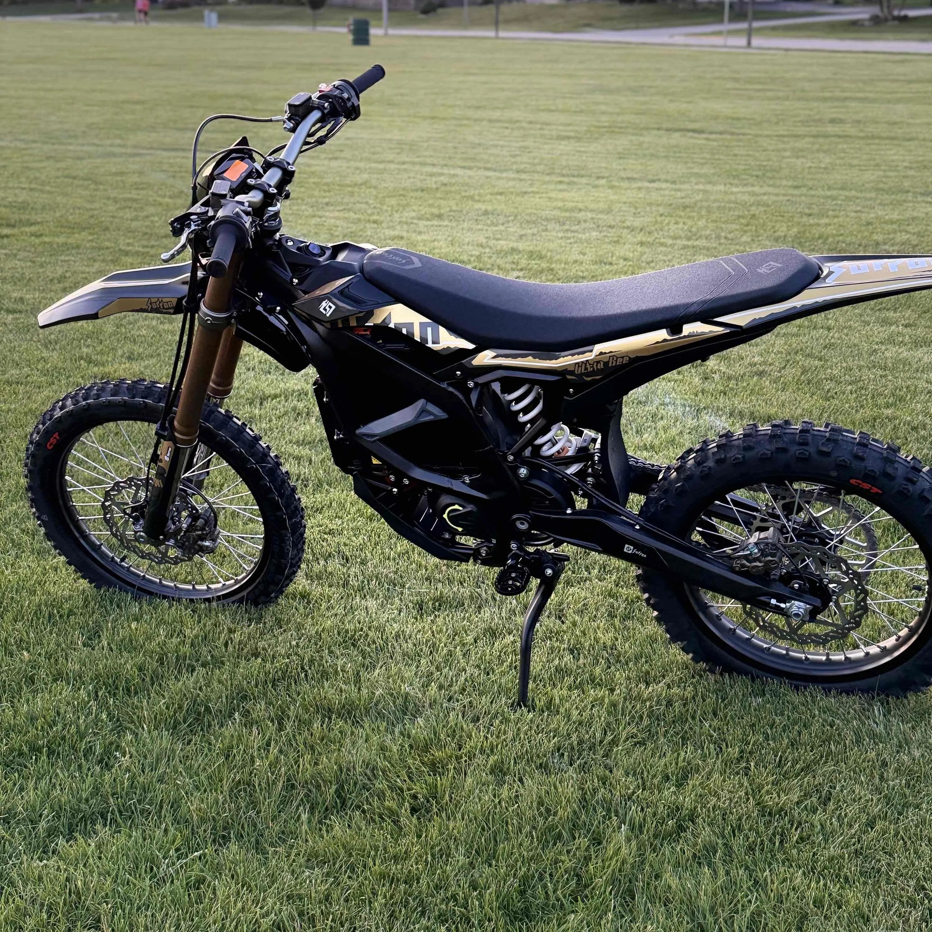 Ultra Bee 21kw Motorcycle Dirt Bikes 2025 Mountain  Power Electric Bike 21kw Sport Long Range