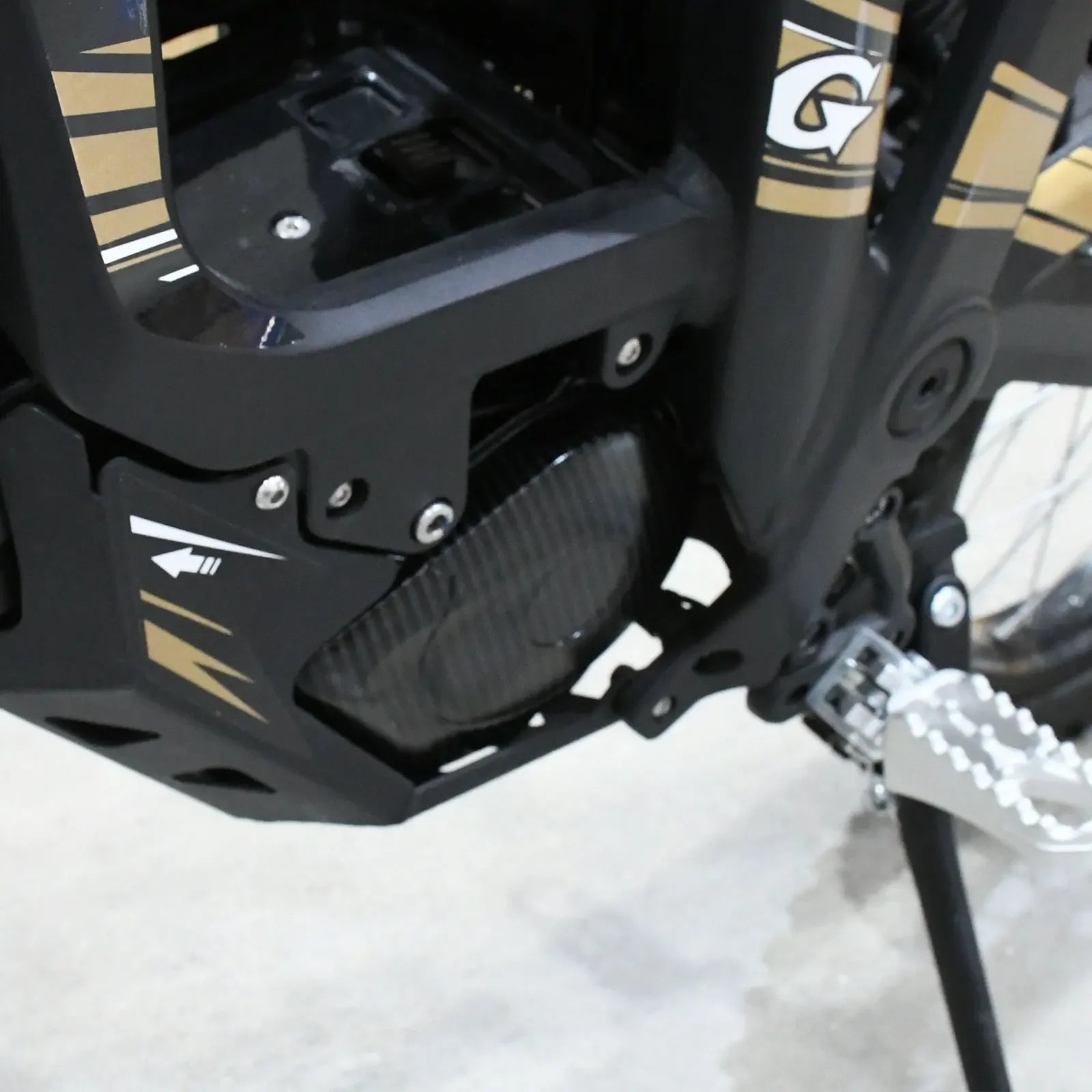 Engine Case Cover For Talaria Sting MX3 MX4 Motorcycle Off-road Carbon Fiber Transmission Decorative Cover For Talaria MX3 MX4